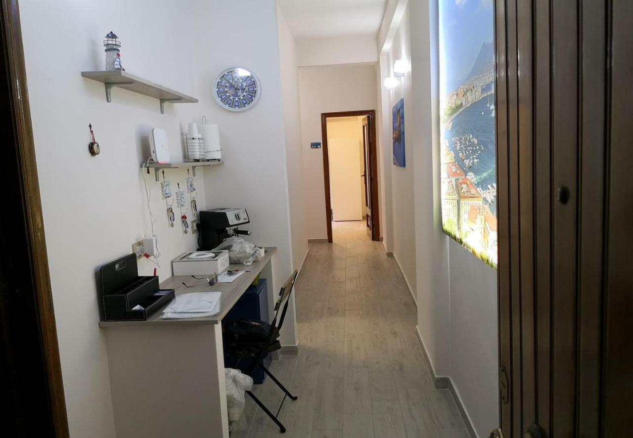Fenesta Vascia Bed and Breakfast Νάπολη Εξωτερικό φωτογραφία