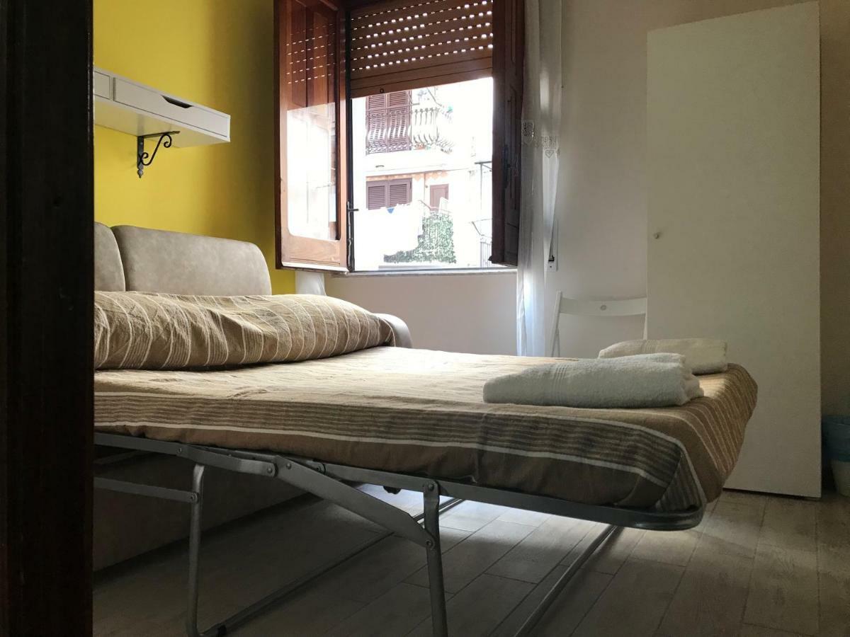 Fenesta Vascia Bed and Breakfast Νάπολη Εξωτερικό φωτογραφία