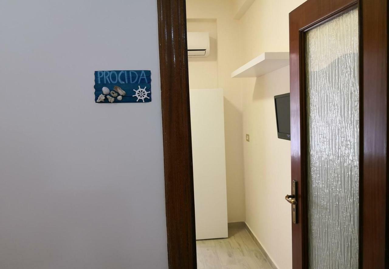 Fenesta Vascia Bed and Breakfast Νάπολη Εξωτερικό φωτογραφία